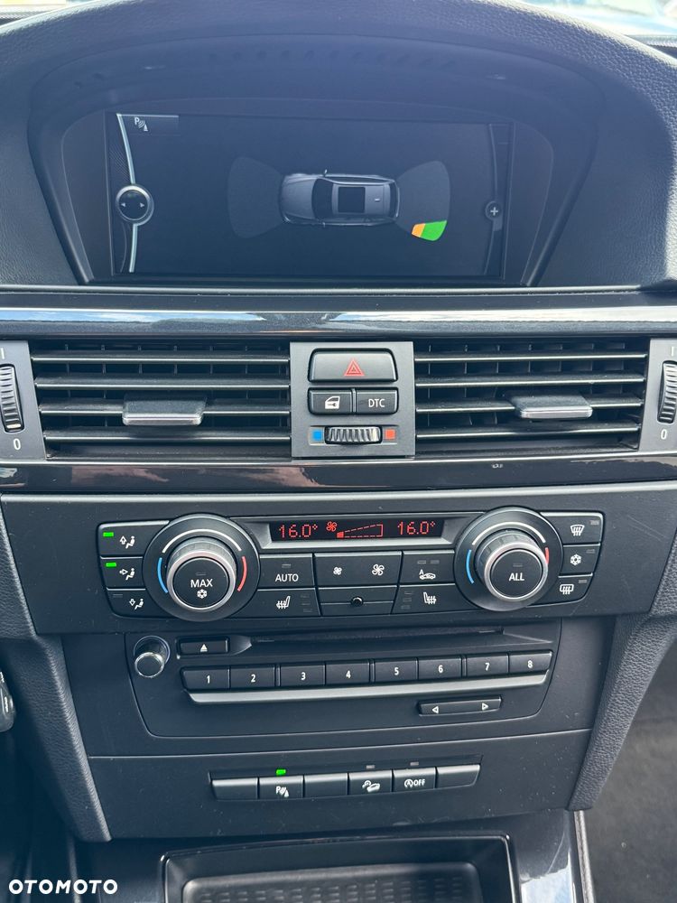 BMW Seria 3 320d Blue Performance Sport Line - 24