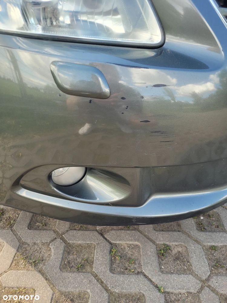 Toyota Avensis - 25