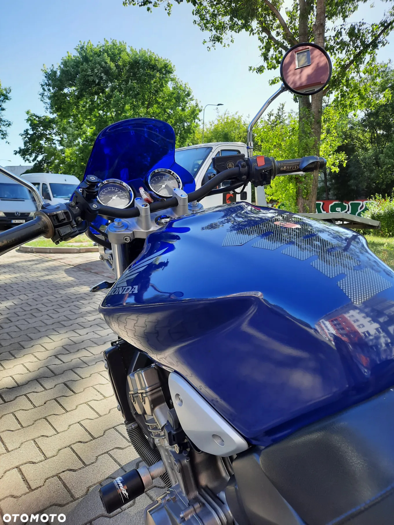 Honda Hornet - 9