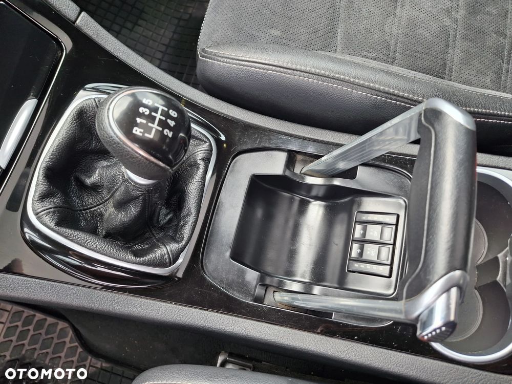 Ford S-Max 2.0 TDCi DPF Titanium X - 14