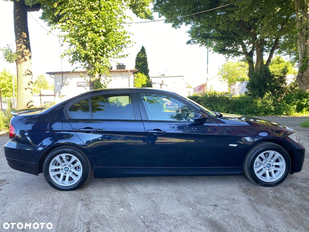 BMW Seria 3 320d - 11