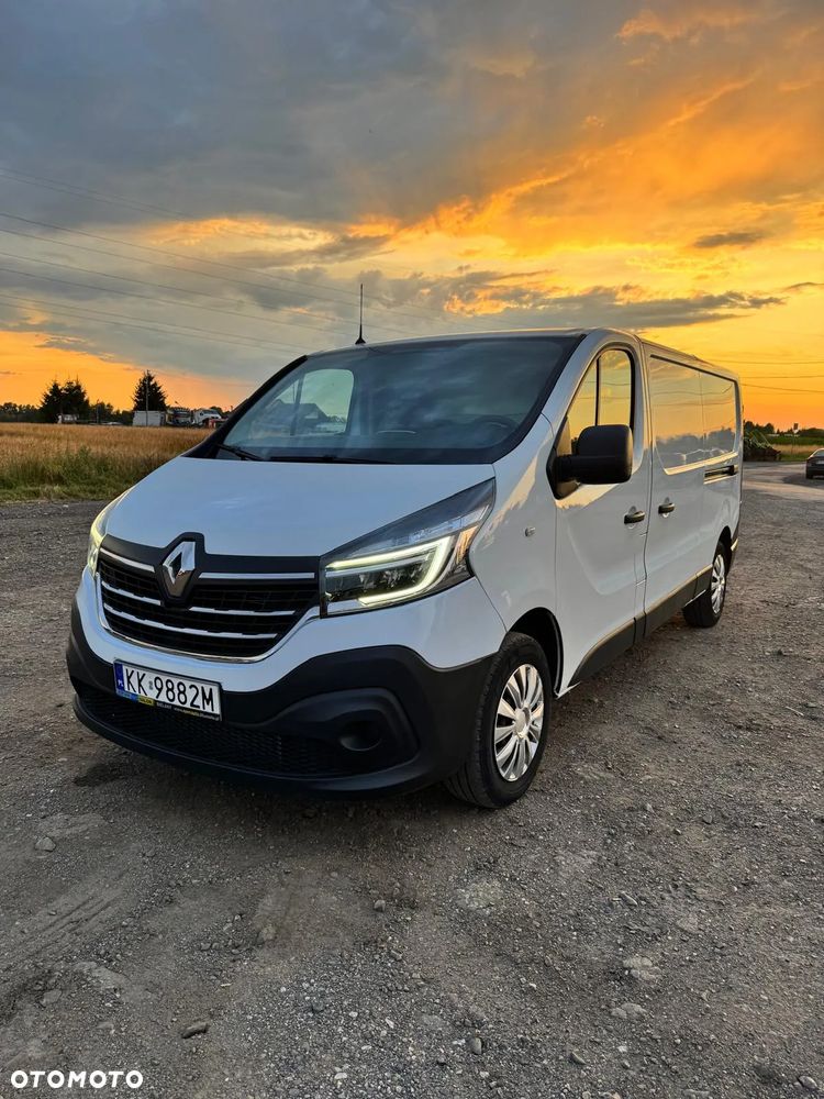 Renault TRAFIC - 1