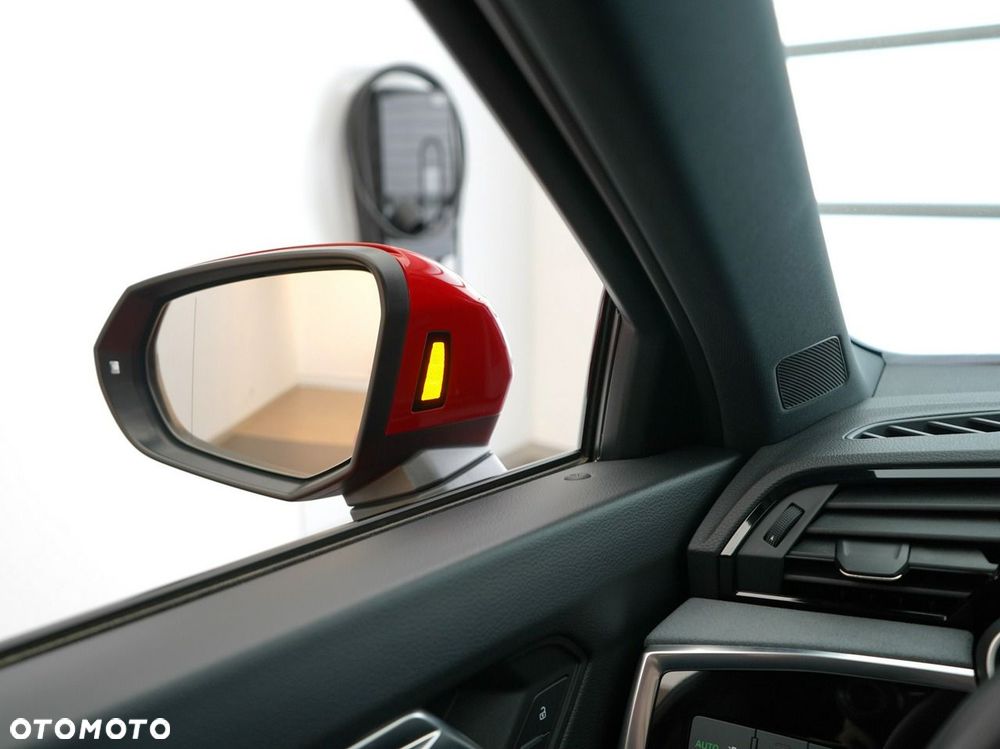 Audi Q3 Sportback - 26
