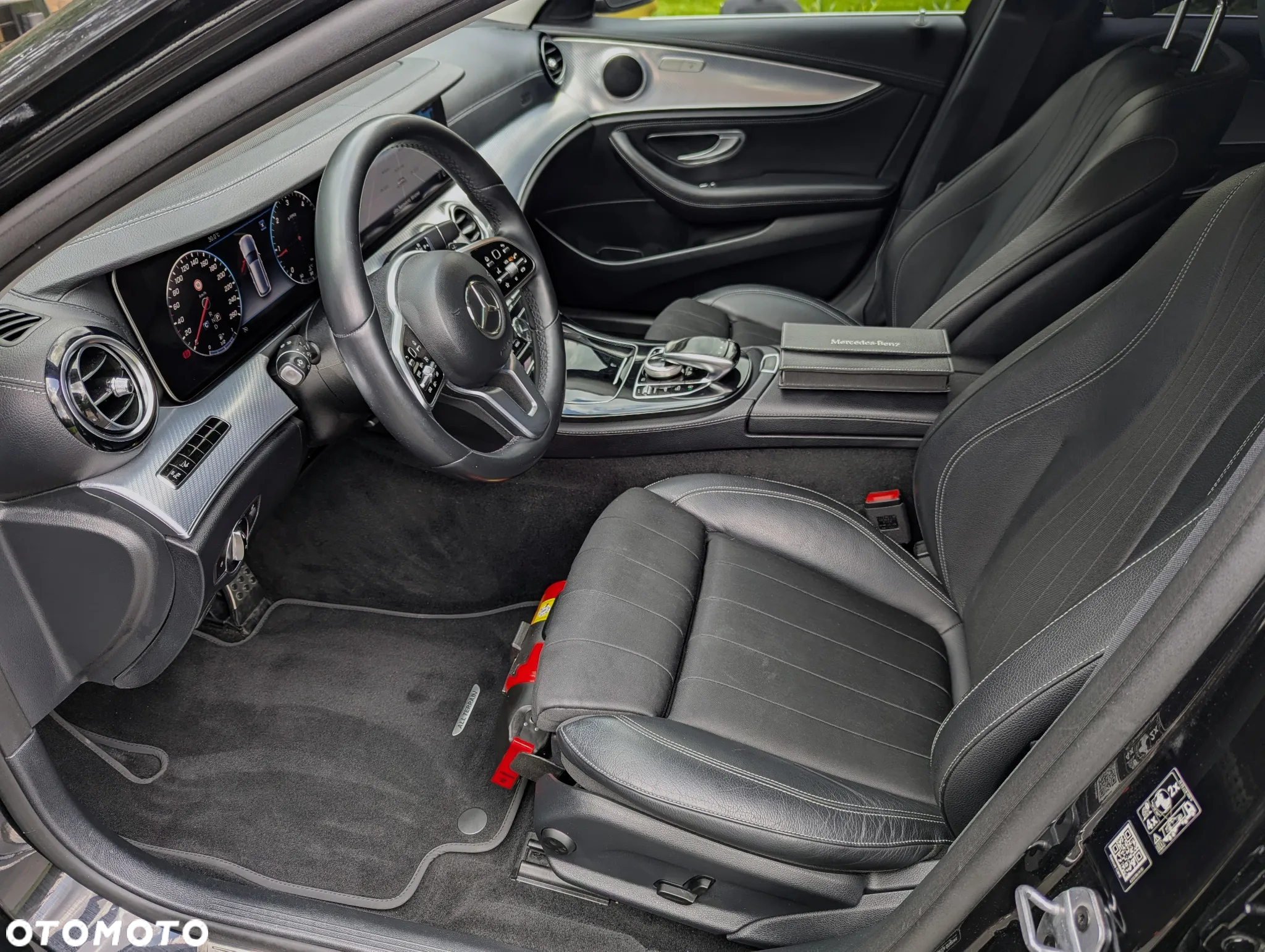 Mercedes-Benz Klasa E 220 d 4-Matic All-Terrain - 13