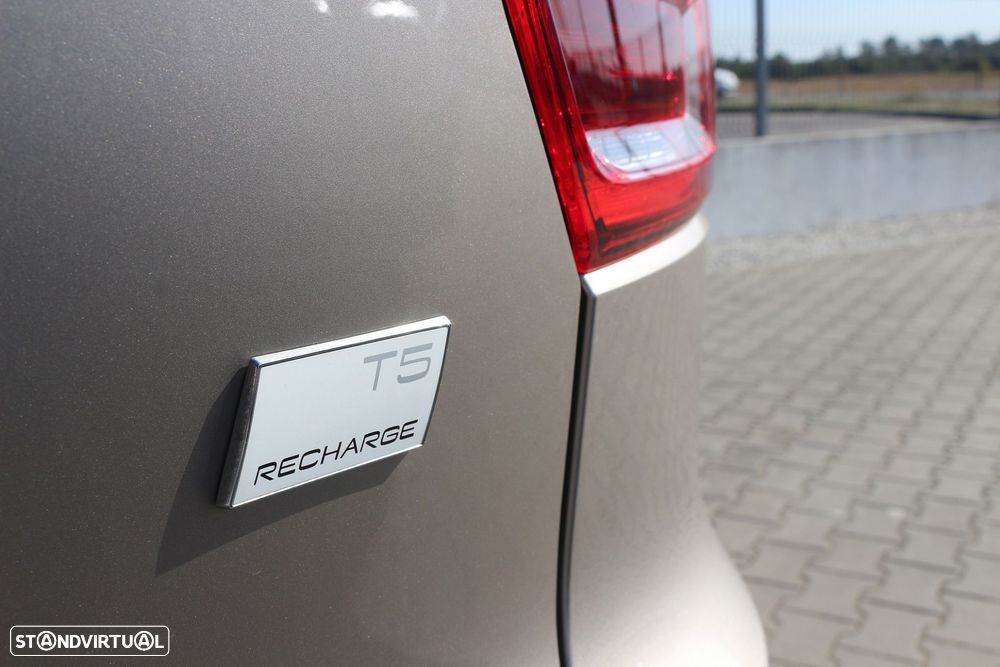 Volvo XC 40 1.5 T5 PHEV Core - 17