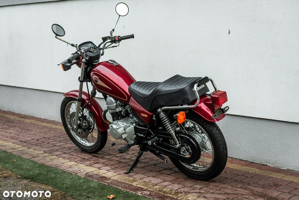 Yamaha SR - 5