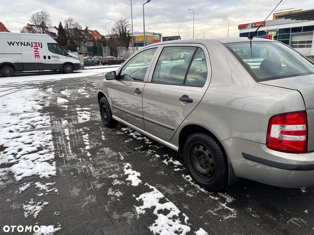 Skoda Fabia 1.4 16V Active - 6