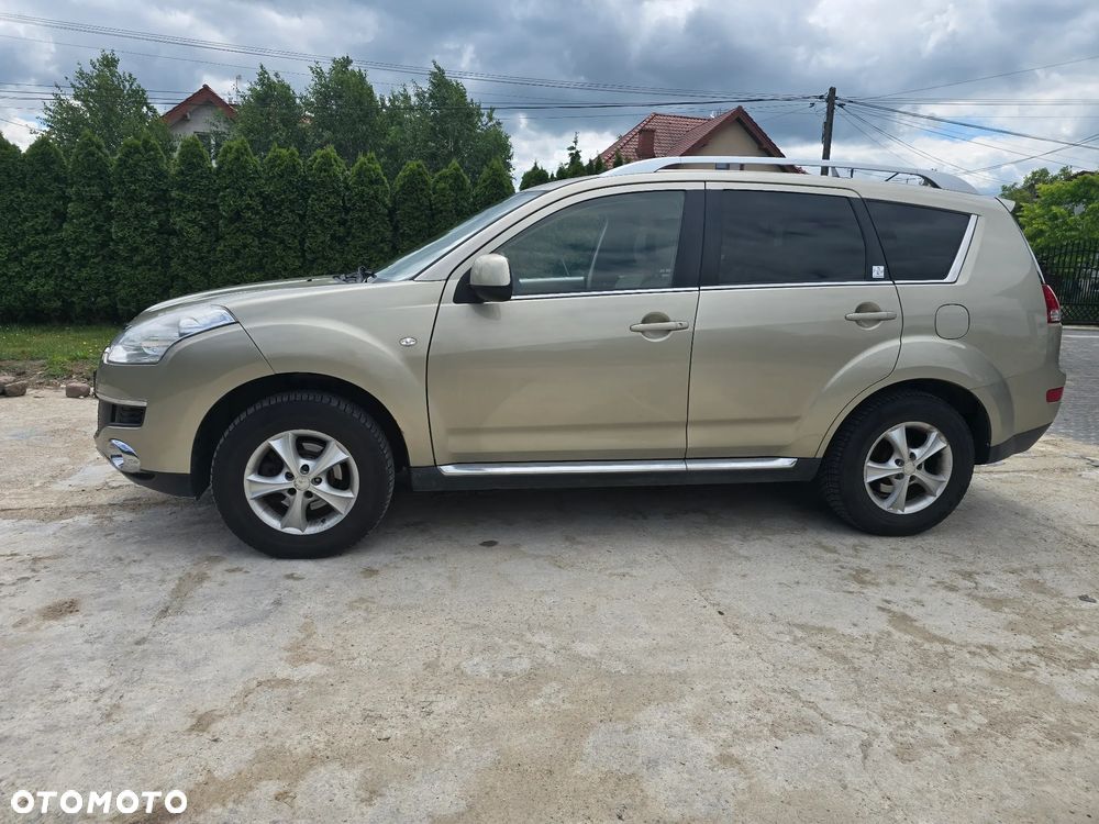 Citroën C-Crosser 2.2 HDi Exclusive - 4