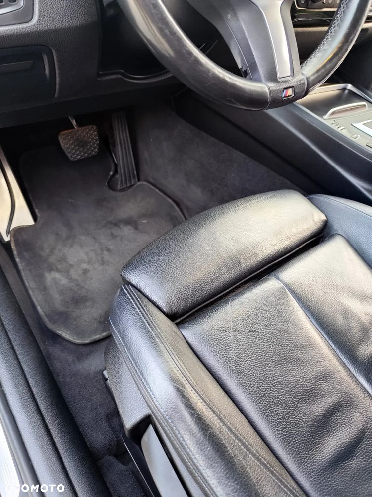 BMW 3GT 320d xDrive M Sport - 17