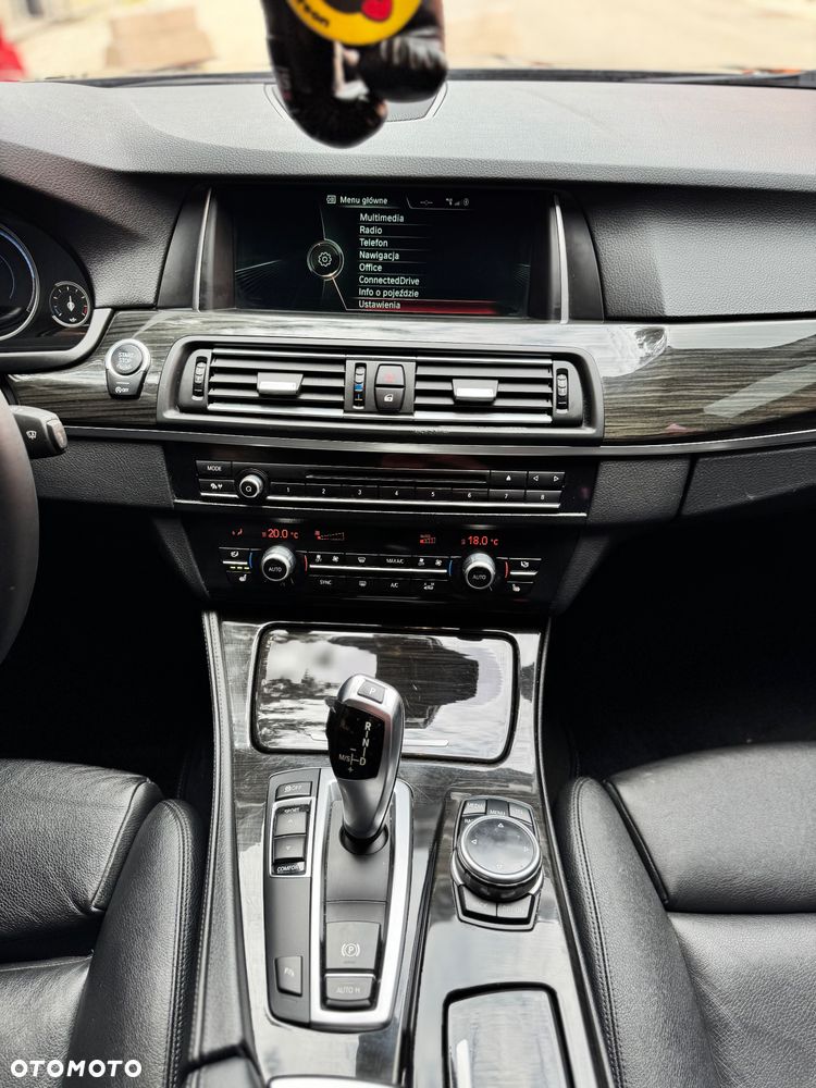 BMW Seria 5 - 36