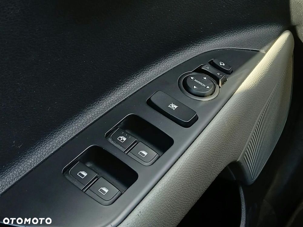Kia Stonic 1.2 L - 31