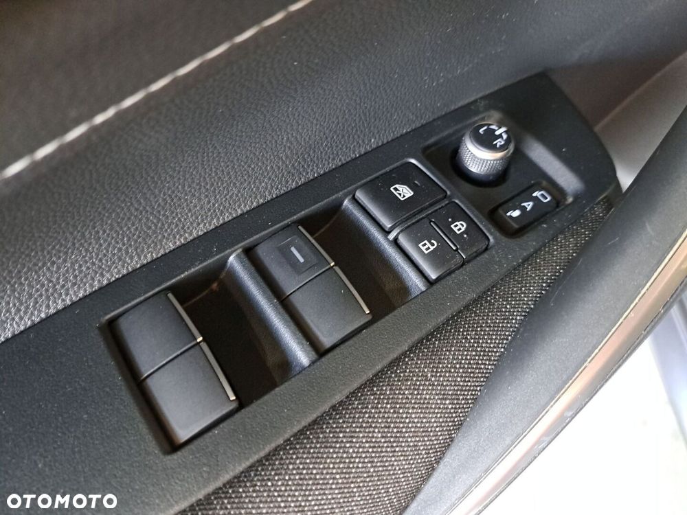 Toyota Corolla 1.8 Hybrid Comfort - 35