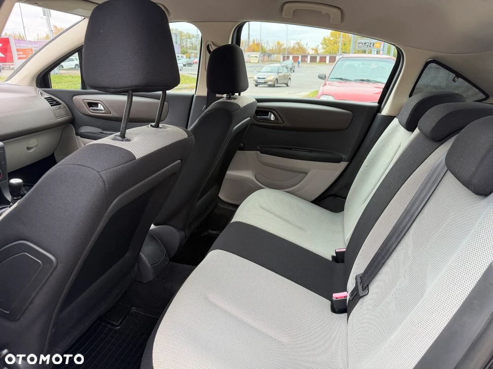 Citroën C4 - 10