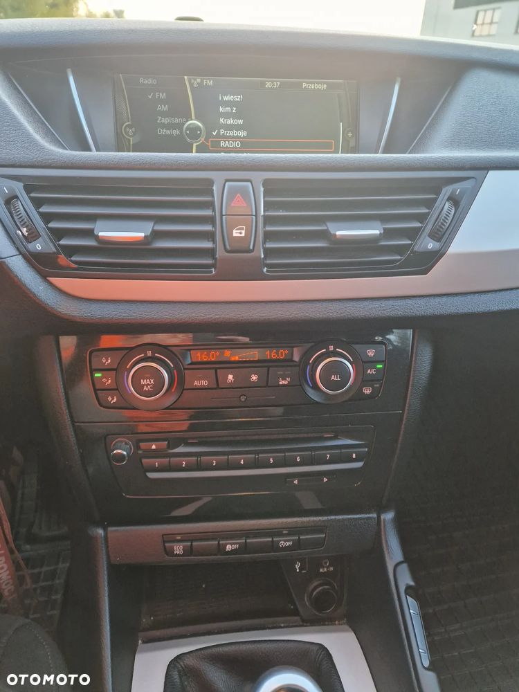 BMW X1 sDrive18d - 10