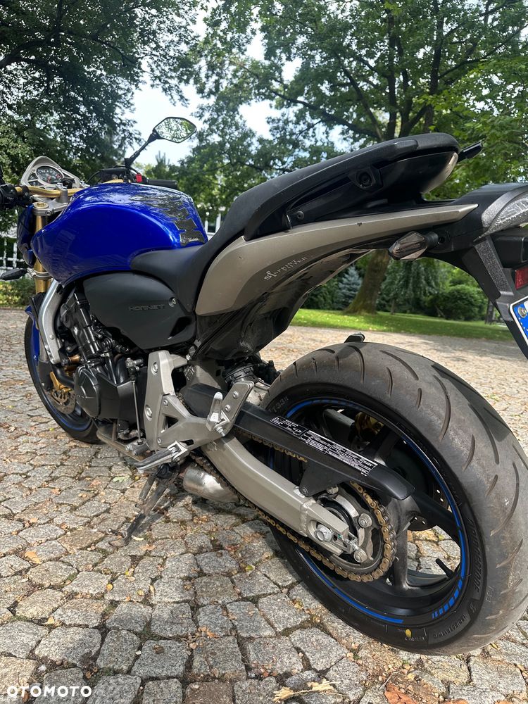 Honda Hornet - 12