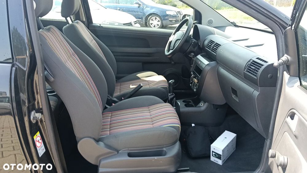 Volkswagen Fox 1.2 - 15