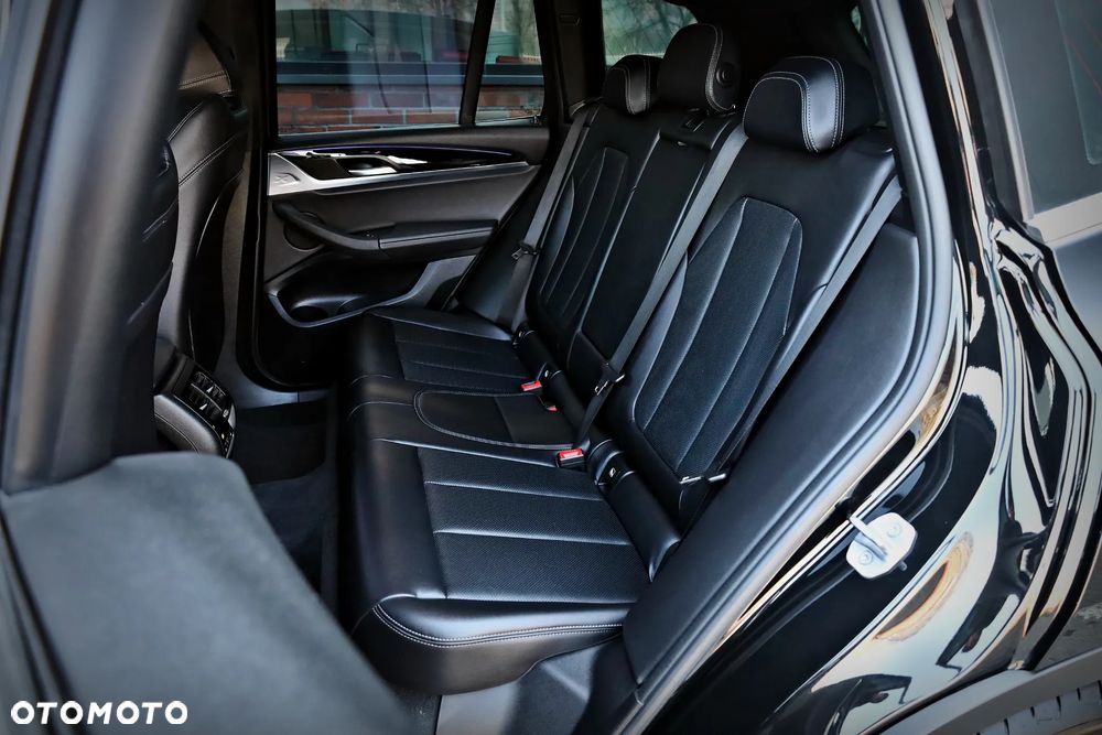 BMW X3 xDrive20i - 22