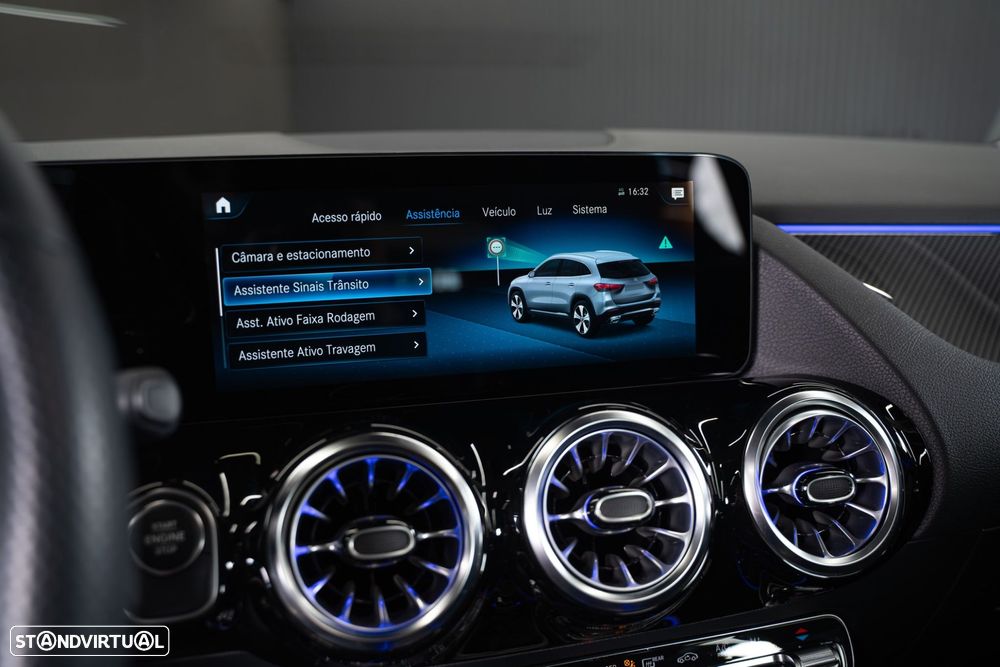 Mercedes-Benz GLA 250 e 8G-DCT AMG Line - 34