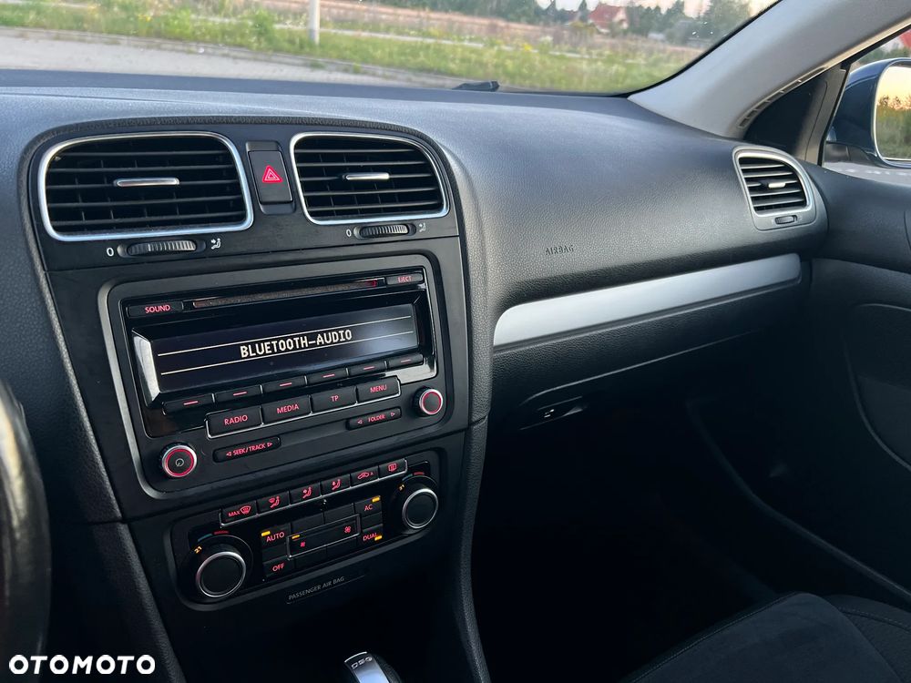 Volkswagen Golf VI 1.6 TDI BlueMot Comfortline DSG - 18