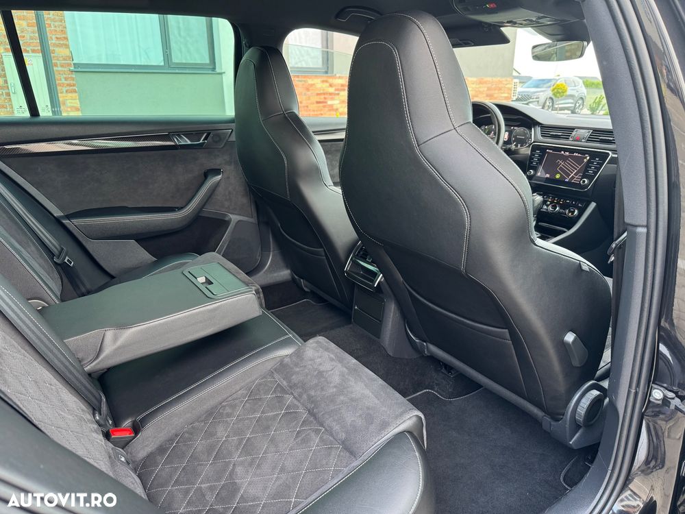 Skoda Superb 1.4 TSI DSG Sportline - 12