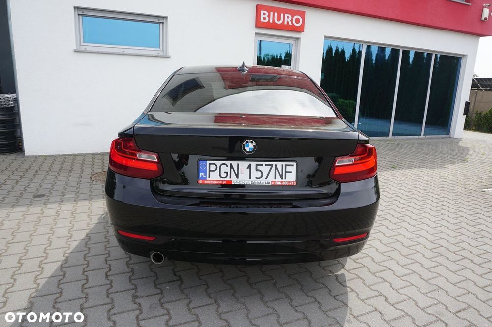 BMW Seria 2 218i Sport Line - 33