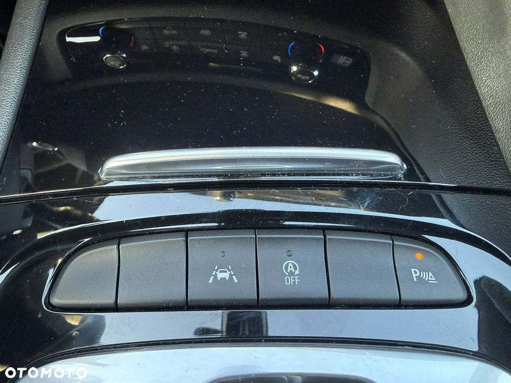 Opel Insignia 2.0 CDTI Business Elegance S&S - 18