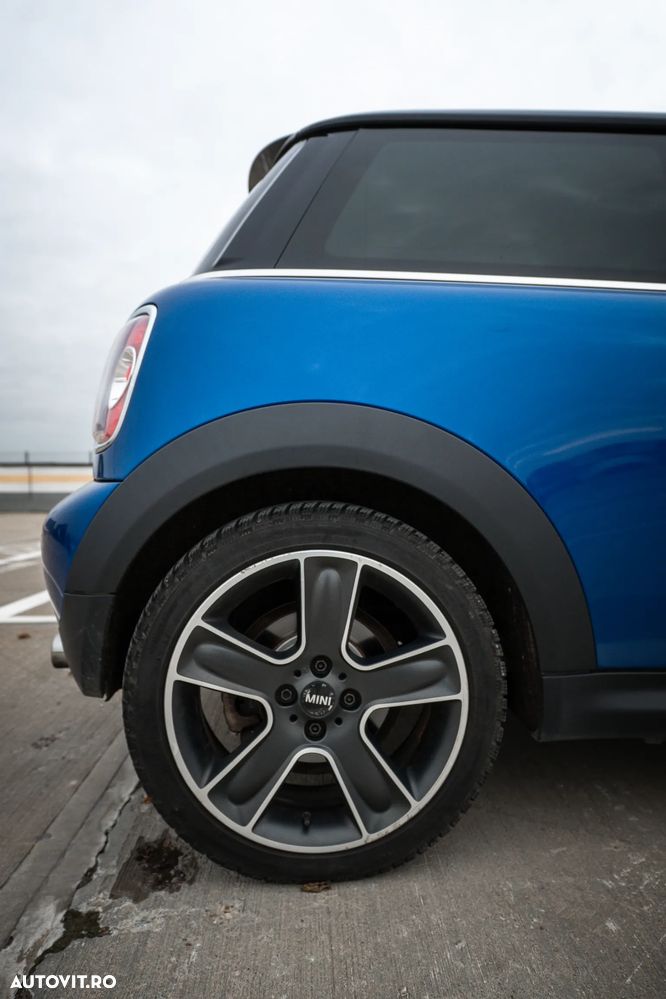 Mini Cooper Standard - 13