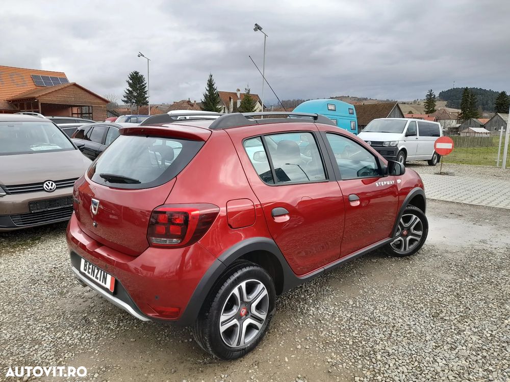 Dacia Sandero Stepway TCe 90 (S&S) Celebration - 3