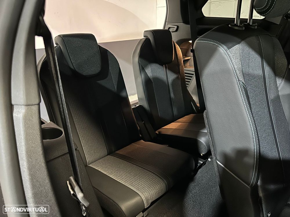 Peugeot 5008 1.5 BlueHDi Allure EAT8 - 16