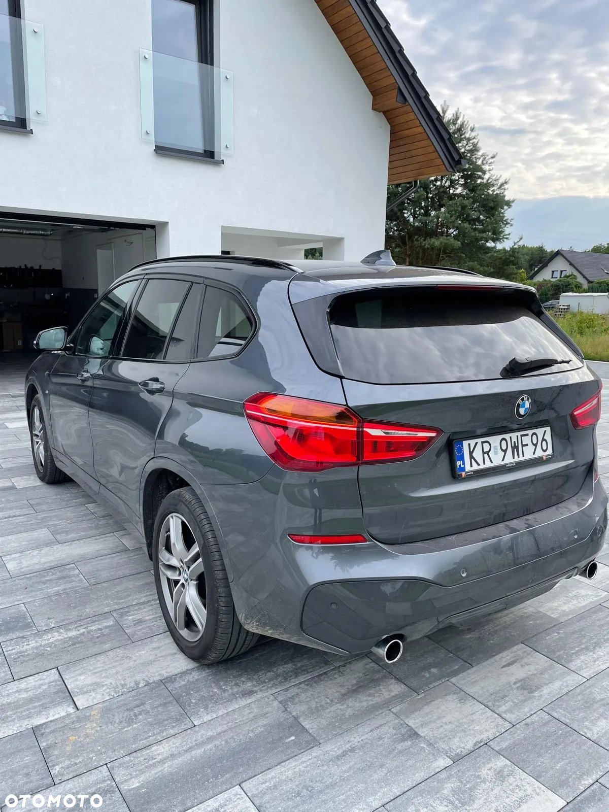 BMW X1 xDrive20i M Sport - 4
