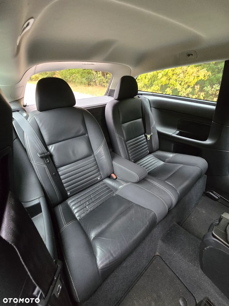 Volvo C30 D2 DRIVe R-Design - 22