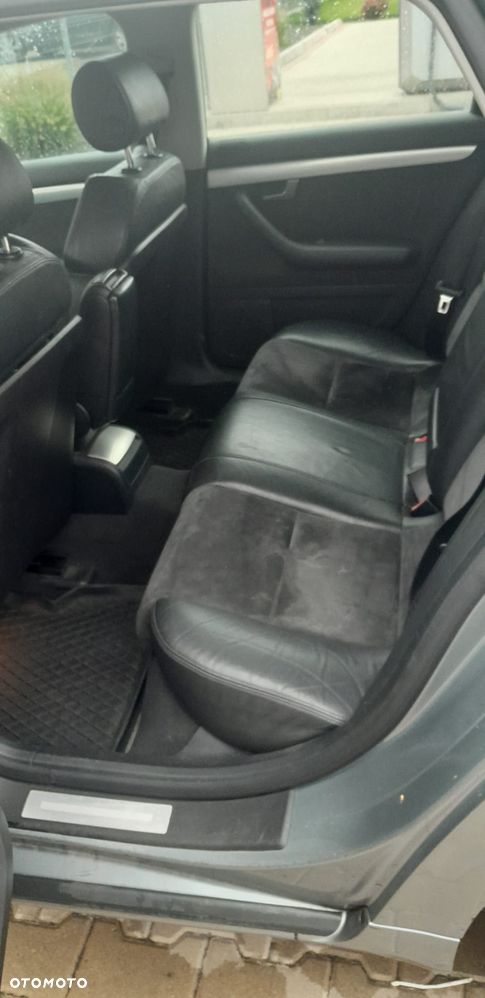 Audi A4 Avant 2.0 TDI Quattro - 13