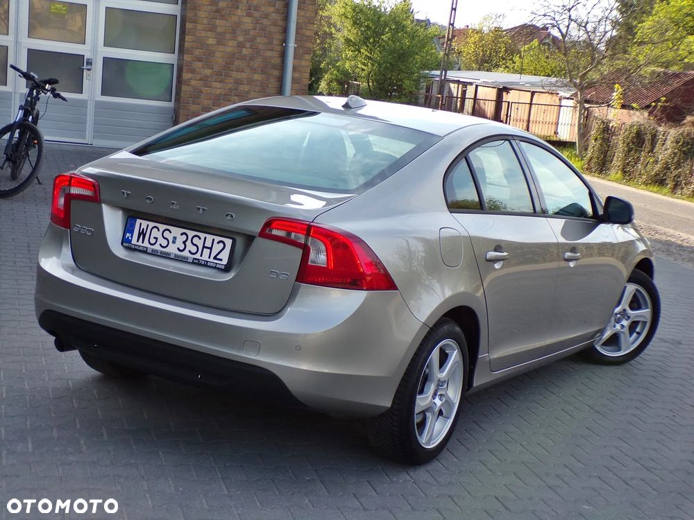Volvo S60 D4 Summum - 12