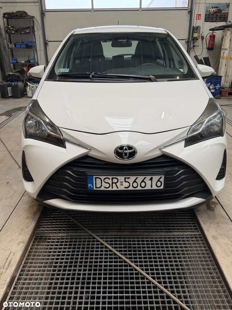 Toyota Yaris - 1