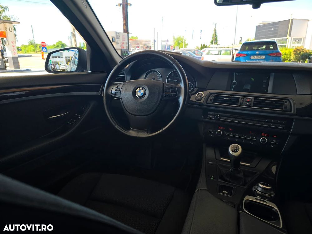 BMW Seria 5 520d - 19