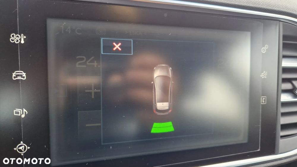 Peugeot 308 1.6 e-HDi Allure S&S - 26