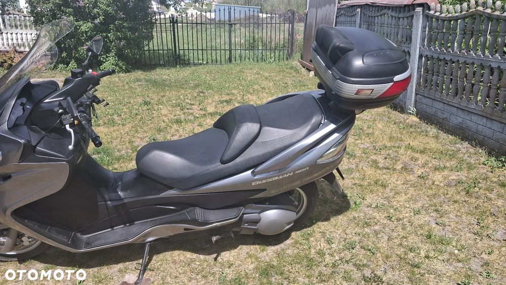 Suzuki Burgman - 3