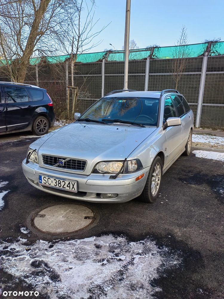 Volvo V40 2.0 T4 X life - 1