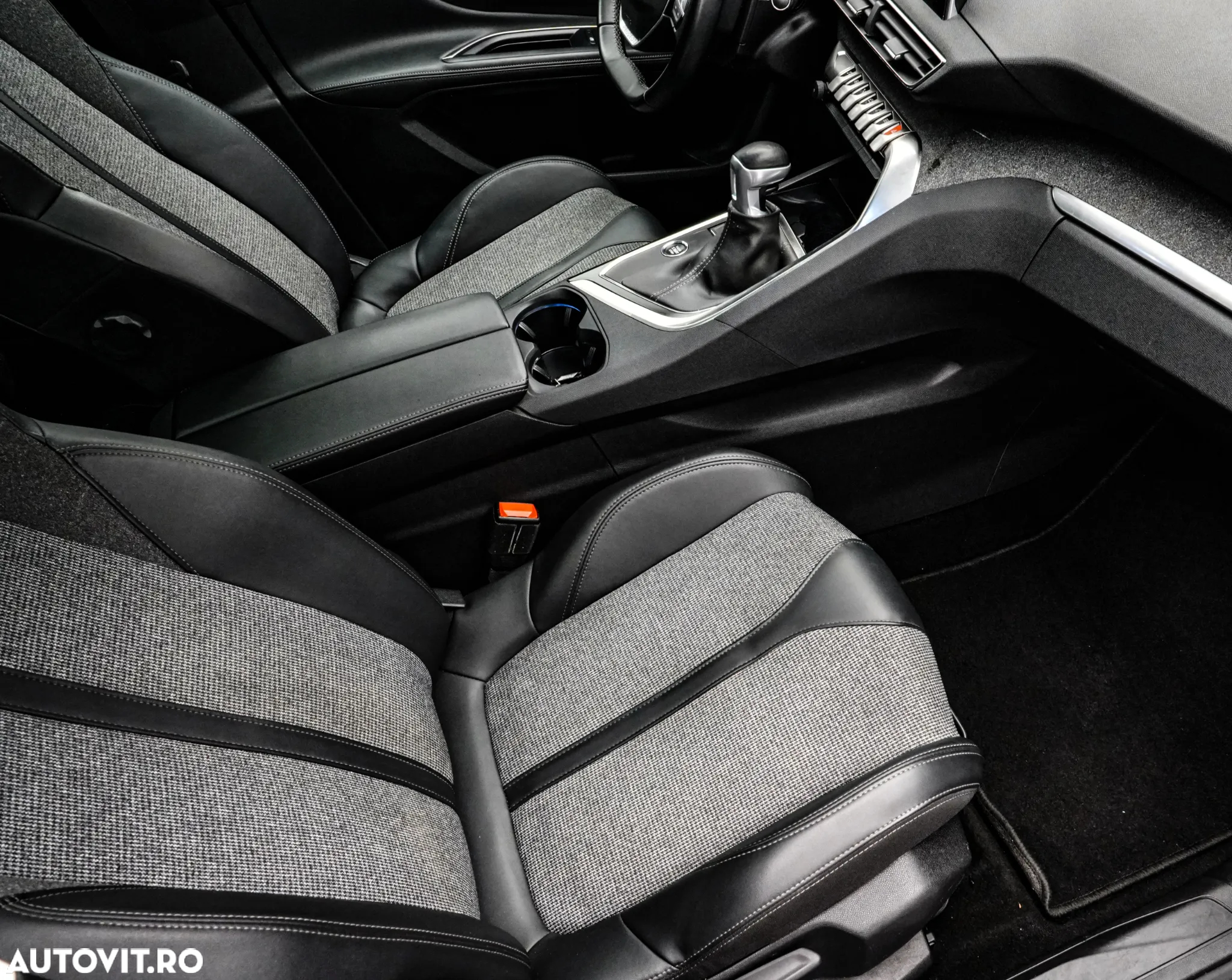 Peugeot 5008 1.2 Puretech Turbo s&s Allure - 14