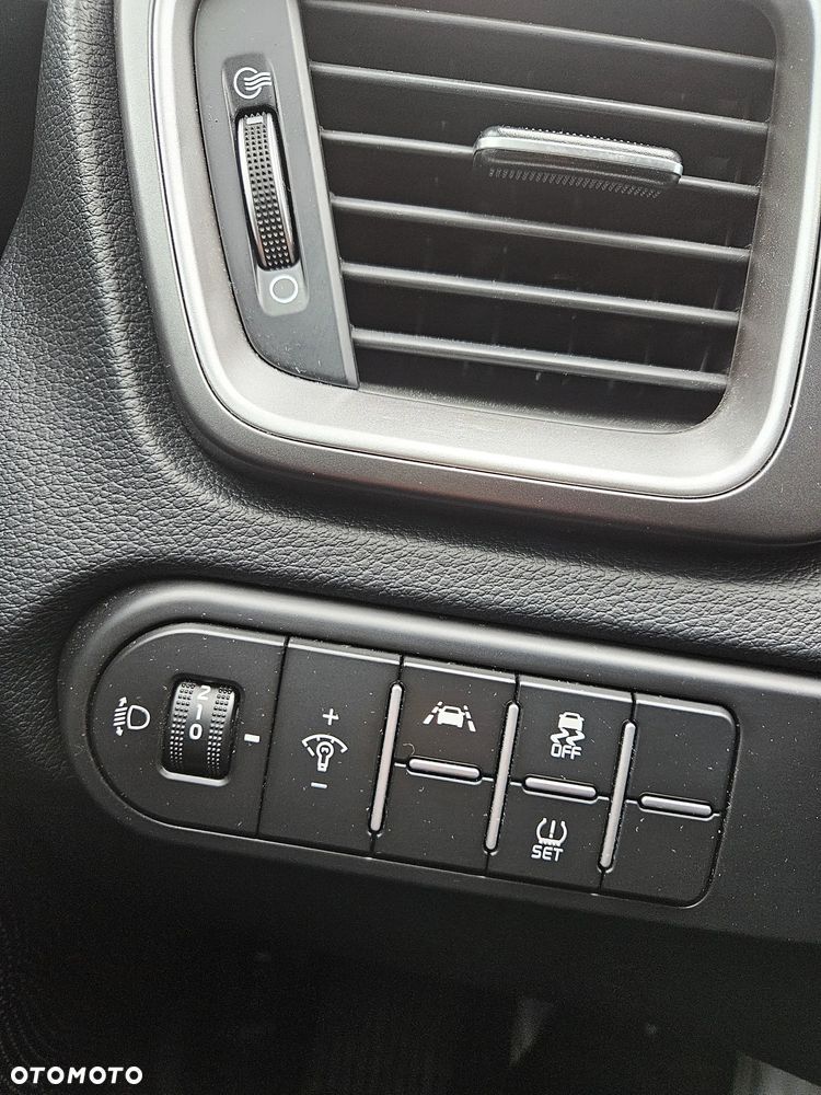 Kia Ceed 1.5 T-GDI L - 21