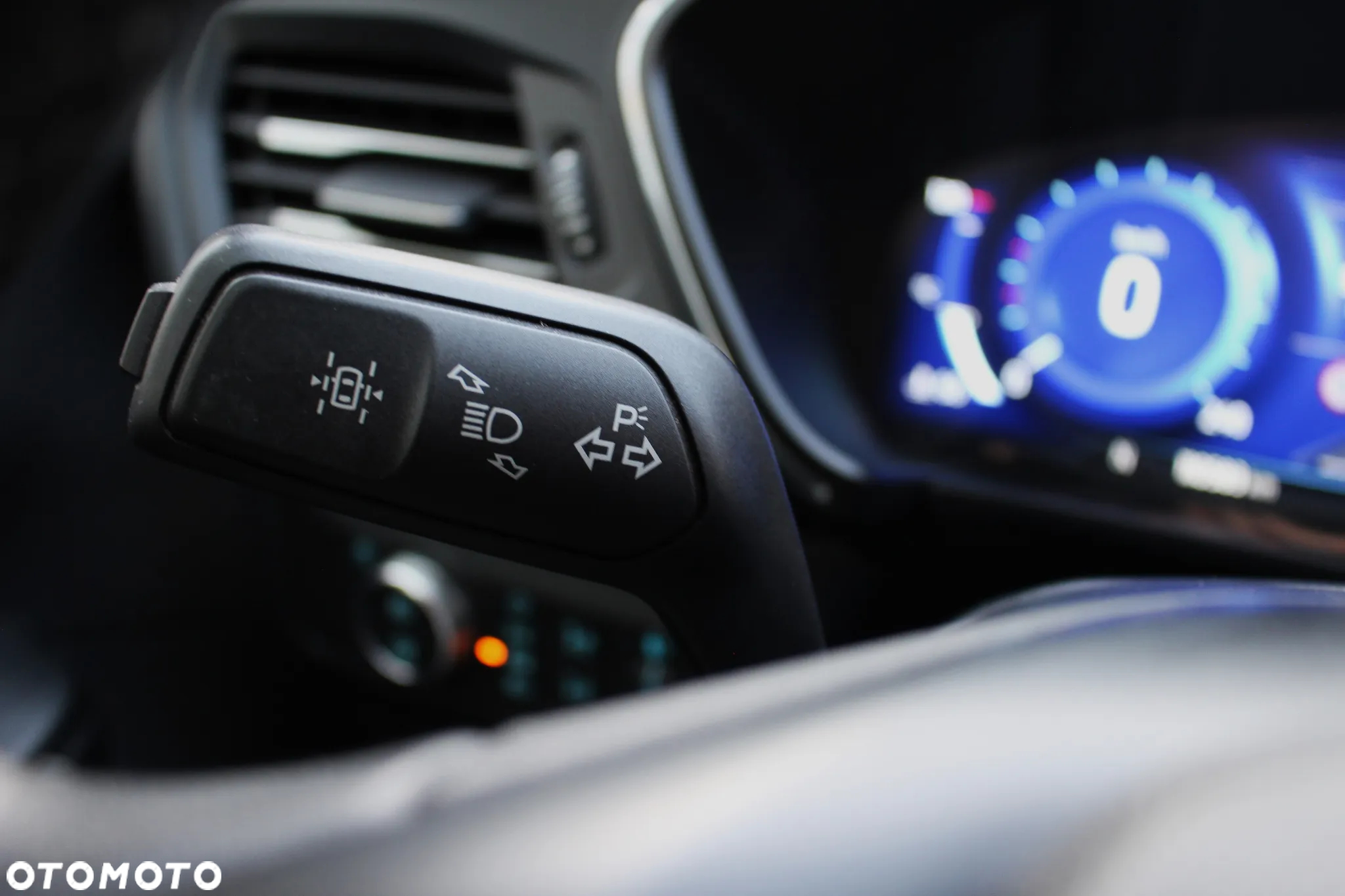 Ford Kuga 2.0 EcoBlue AWD Titanium X - 38