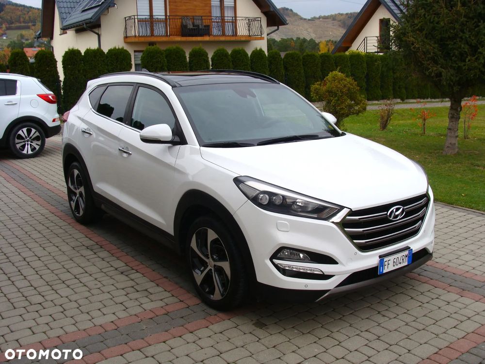 Hyundai Tucson 2.0 CRDI 4WD Automatik Premium - 12