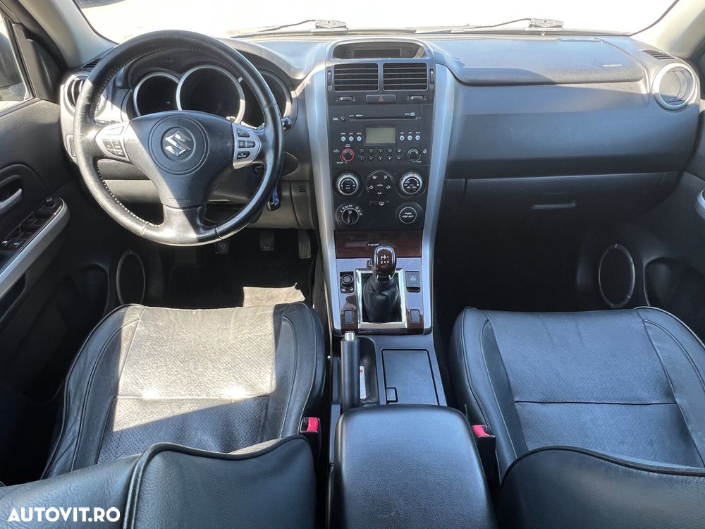 Suzuki Grand Vitara 1.9 DDIS JLX Navi - 10
