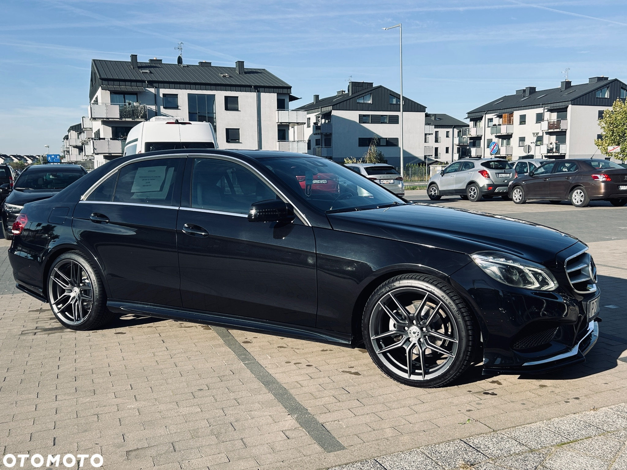 Mercedes-Benz Klasa E 200 CGI BlueEFFICIENCY Automatik Avantgarde - 10