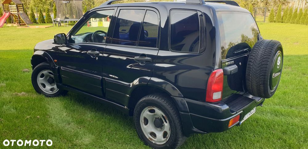Suzuki Grand Vitara 2.0 - 8