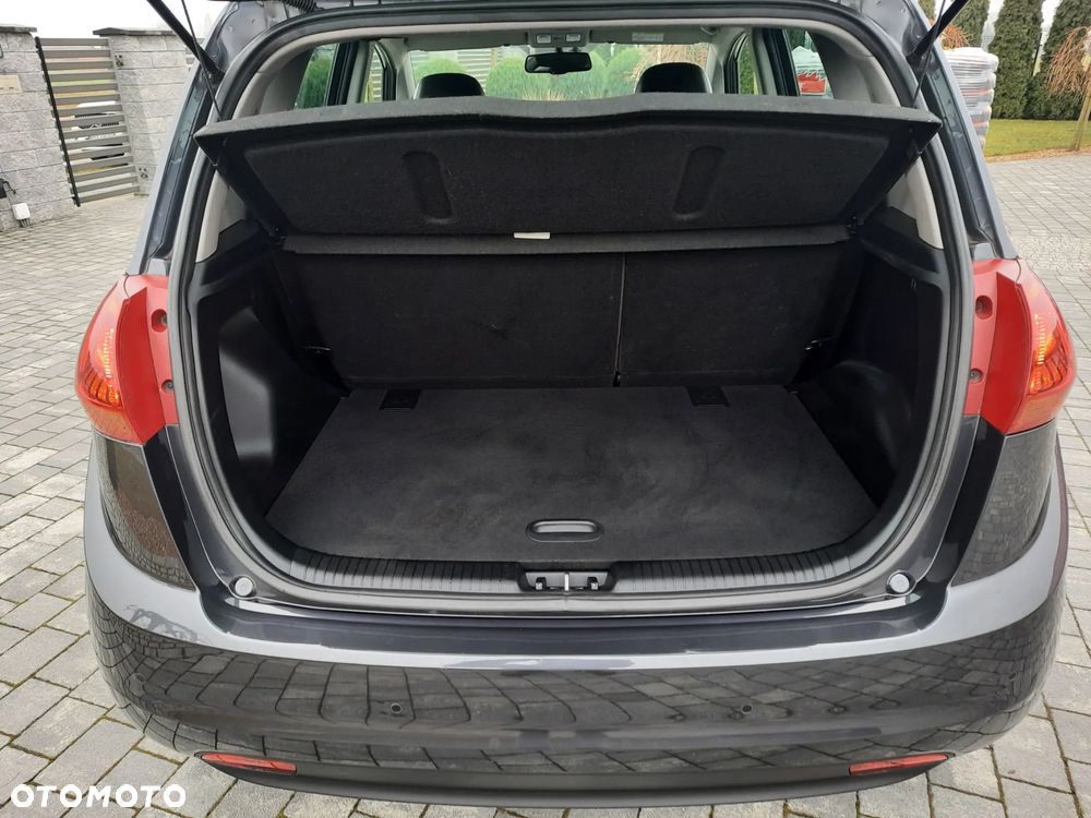 Kia Venga 1.6 CVVT Automatik Platinum Edition - 29