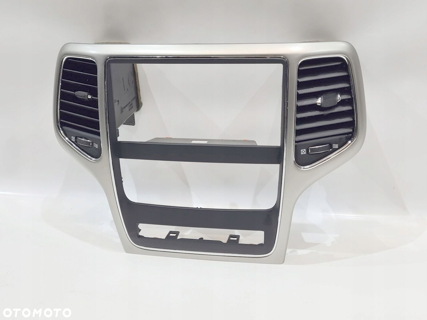 RAMKA RADIA KONSOLI KRATKI GRAND CHEROKEE WK2 11r - 2