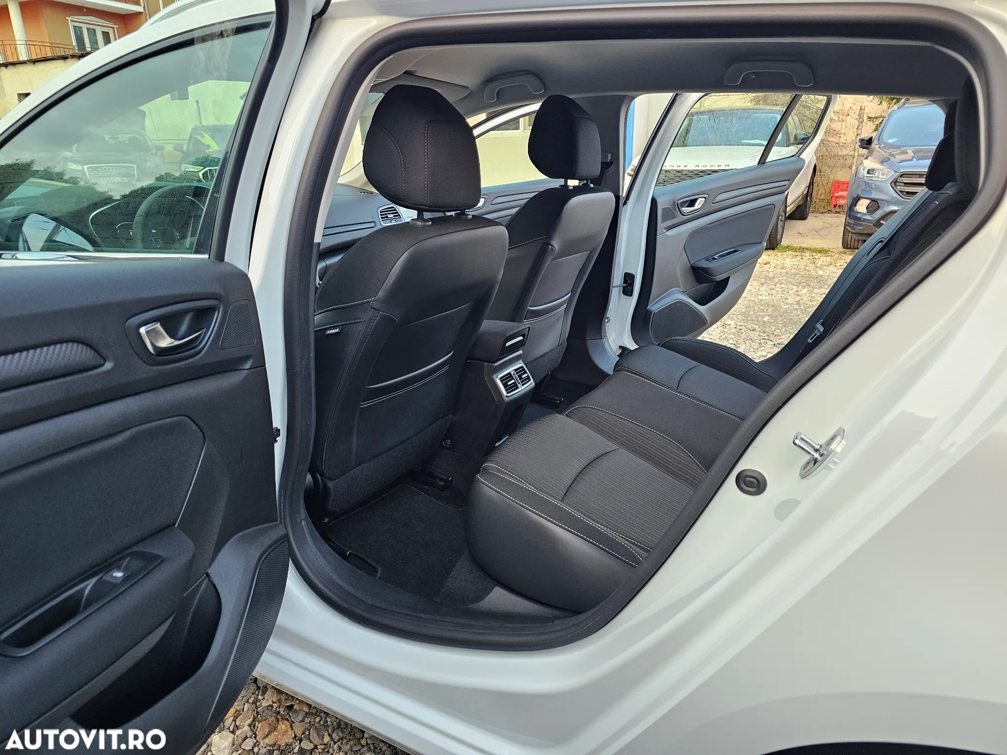 Renault Megane - 24