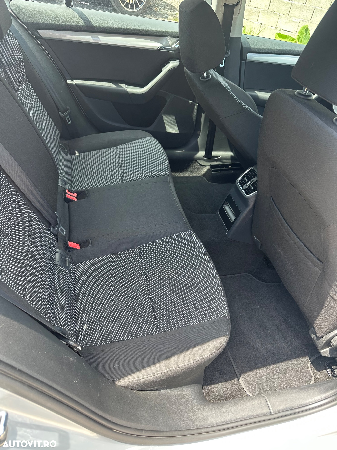 Skoda Octavia 1.6 TDI Business - 15