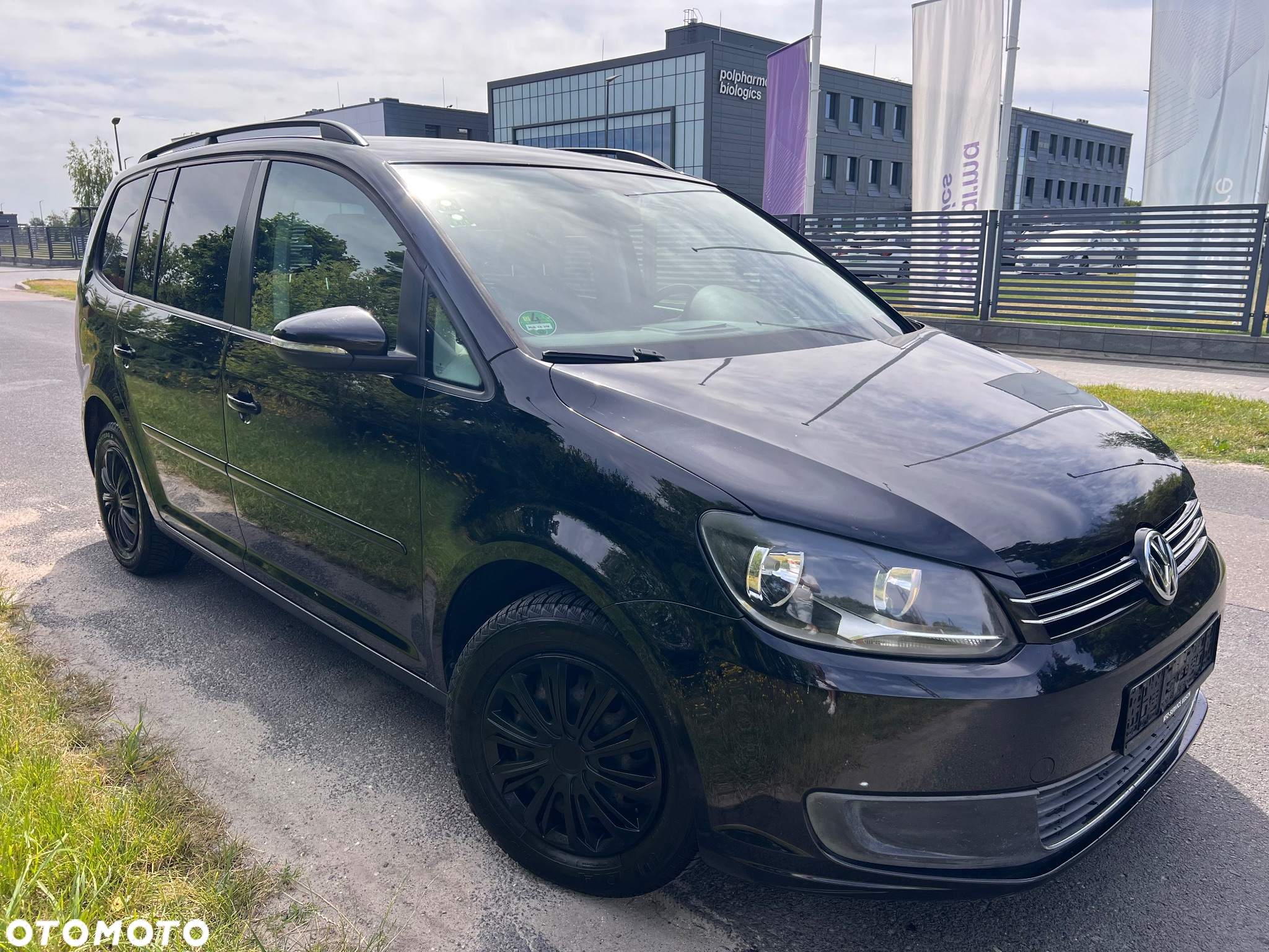 Volkswagen Touran 1.6 TDI DPF Comfortline DSG - 2